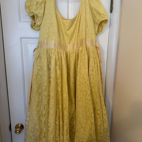 Her Universe Dresses & Skirts - Her Universe Penelope Featherington dress Size 2x